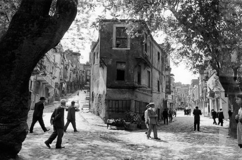 biladal-sham:Istanbul. 1955Marc Riboud
