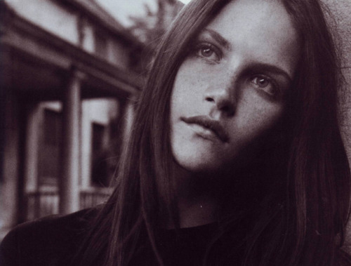 “Natural Life” photographed by Steven Meisel for Vogue Italia 1999
