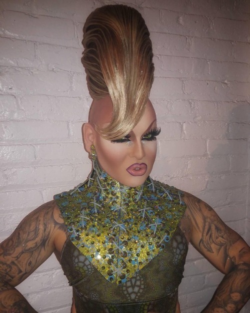 Serving all that face! @djninaflowers… . #dragqueen #makeup #drag #dragaholic #instadrag #d