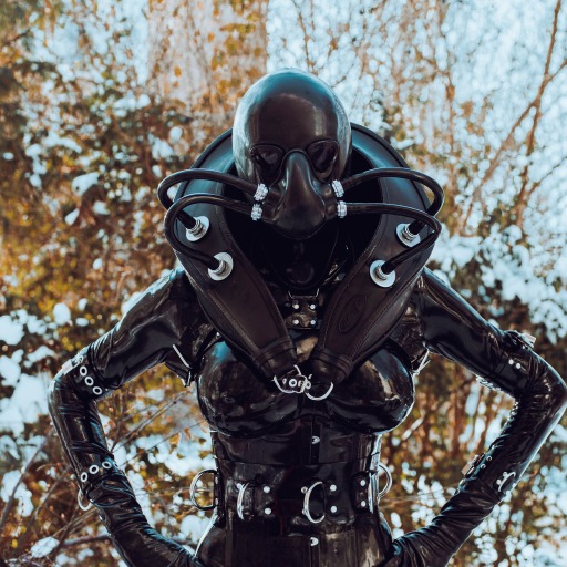 latexmaid-lock69:  sealthemouth:  the-english-bounder: