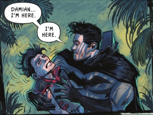 Don't Tell Me That Bruce Can Hold His Son Like This And Not Have Flashbacks Of That Day...