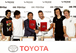 haroldmadness: ‘Toyota Vios press conference’Thailand.