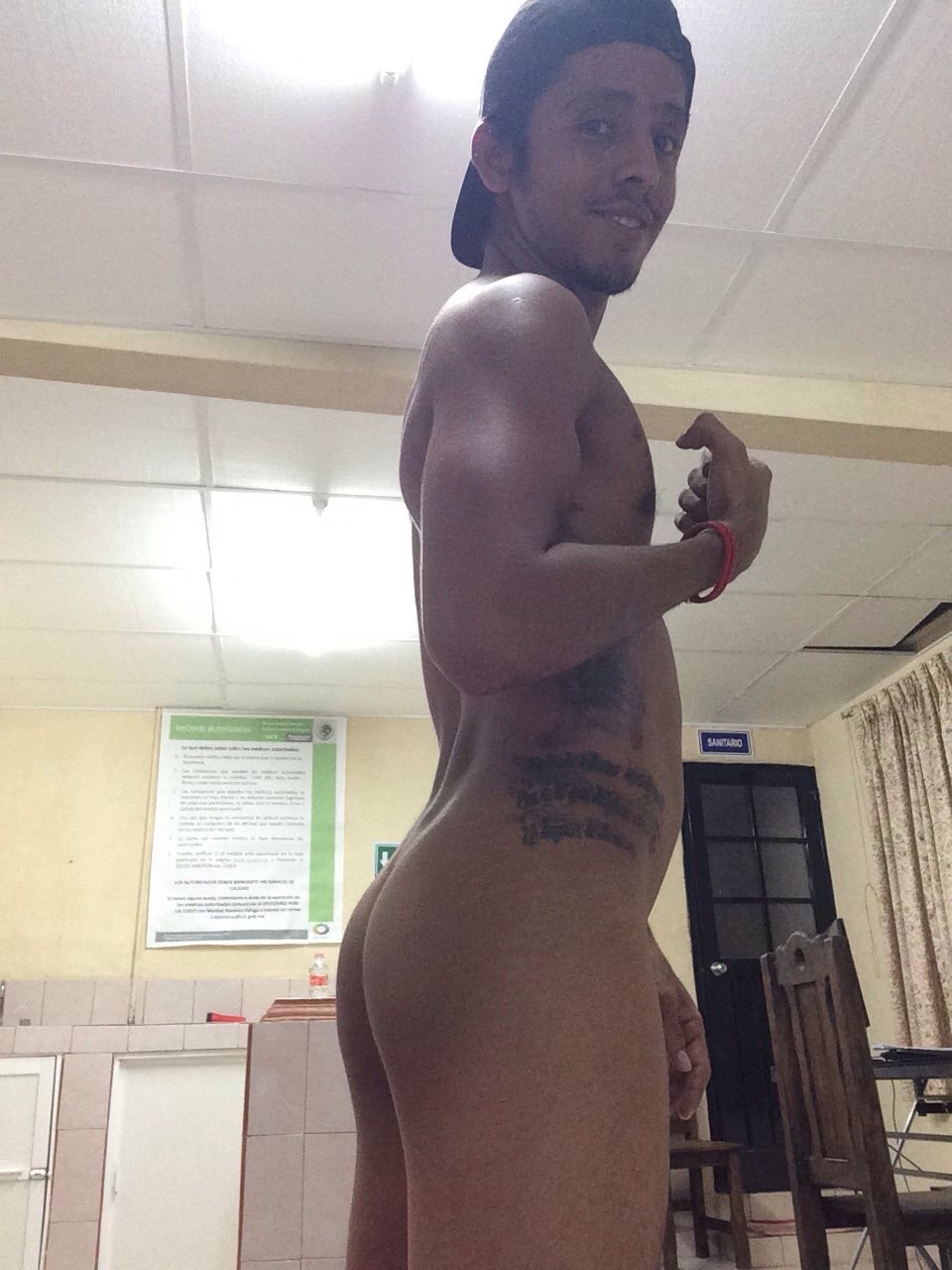 1000chicosreales:  Http://1000chicosreales.tumblr.com