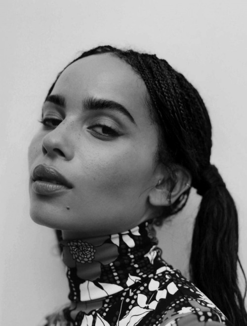 bwgirlsgallery:Zoe Kravitz by Alexander Saladrigas