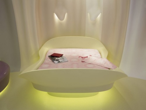 y2kaestheticinstitute:  ‘Smart-ologic Corian Living’ exhibition by Karim Rashid (2010)