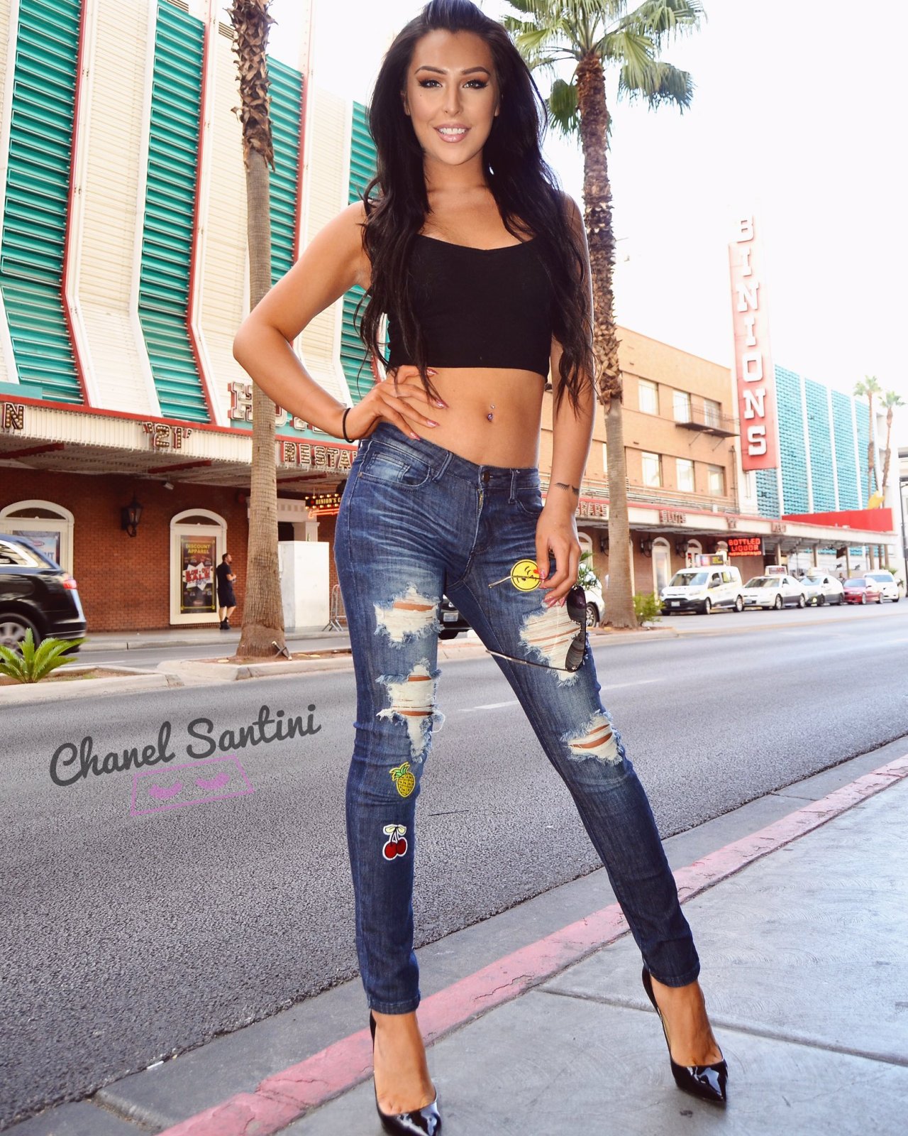 carlos2131369:Sincity PornStar Chanel Santini Not bad for a guy.
