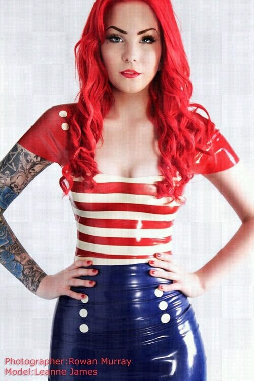 ilovetattoogirls:  Submit your pics http://ilovetattoogirls.tumblr.com/submit