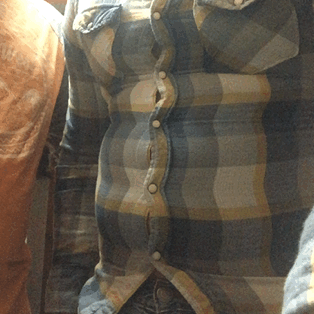 fatboydiet:  chaserpup83:  losemybreath4444:  He just keeps feeding me-&gt; @chaserpup83