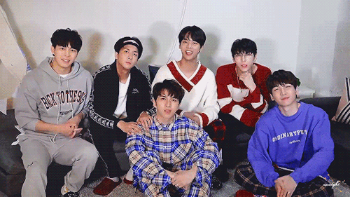#Happy_VIXXmas 🎄
