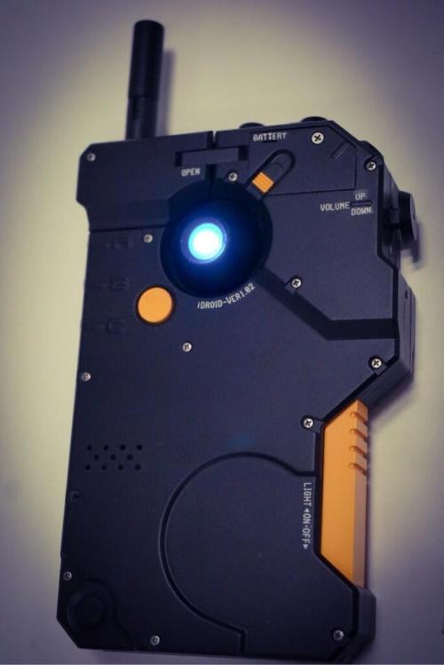 sunnysundown:  theomeganerd:  Metal Gear Solid V: Ground Zeroes - iDroid iPhone Case via Hideo Kojima  need! need an iphone too