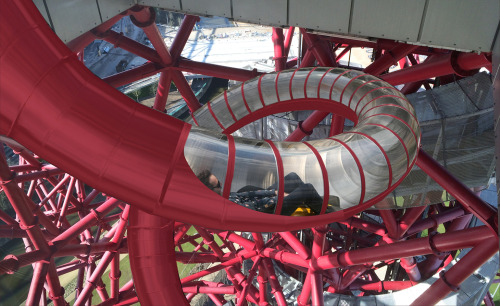 wallpapermag:Carsten Höller adds record-breaking slide to ArcelorMittal Orbit