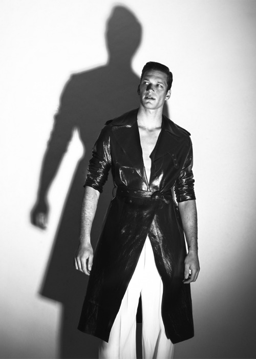 justdropithere:  Florian van Bael by Emmanuel Giraud - 160g Magazine