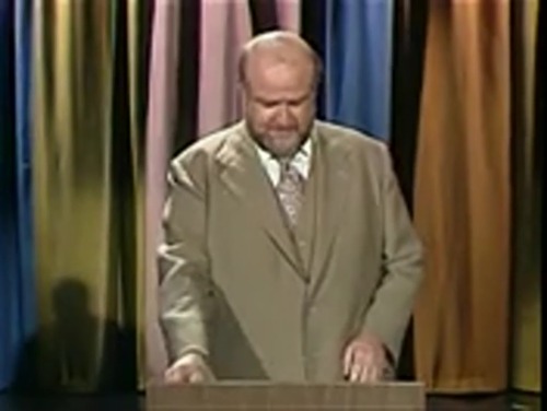 Victor Buono on The Tonight Show Starring Johnny Carson. This is from January 1, 1975.