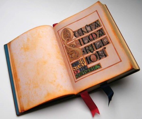 bungobaggins: The Edel-Silmarillion, created by Benjamin Harff, is a hand-illuminated version of JRR