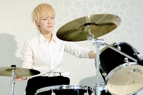 kisukeshigino:  By:  naoki 