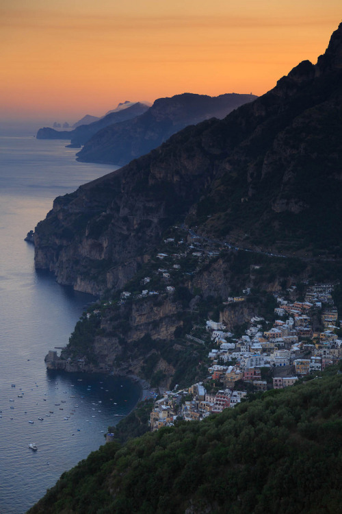 touchdisky: Amalfi Coast, Positano, Italy by irfanhafiz