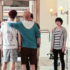 layeol-deactivated20151008:  layhan taking a romantic picture ❤ 