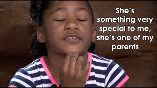 8-year-old girl bravely saved her mother’s life
