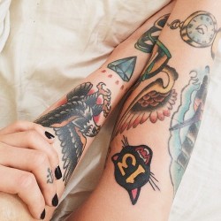 idontcareaboutyoubye:  tattoo blog^^