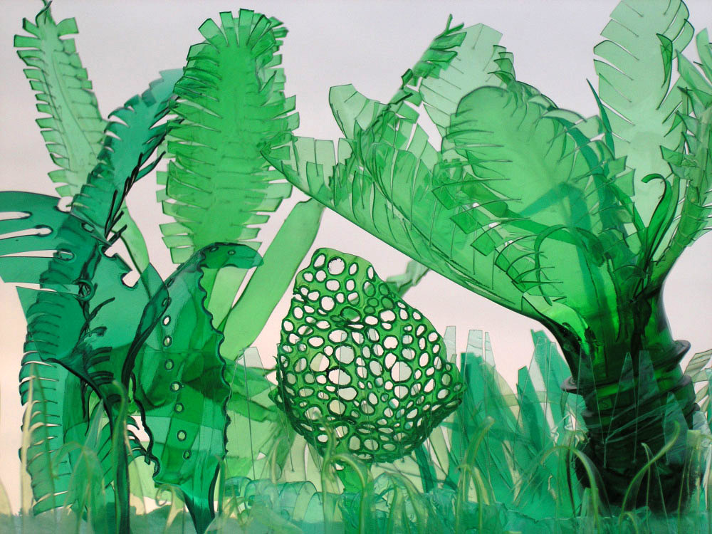 itscolossal:Recycled PET Plastic Bottle Plant Sculptures by Veronika Richterová