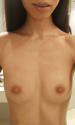 Acupteens:  Beestingsonly:  Knowing There’s Men Out There Who Love Small Tits Makes