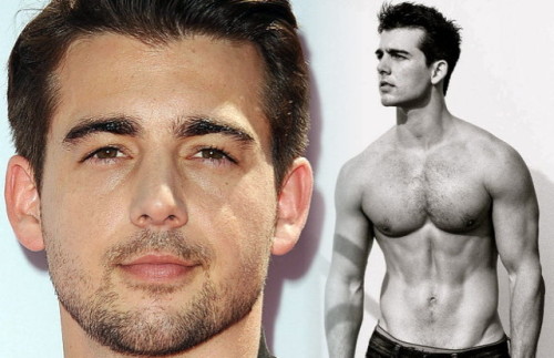 themoinmontrose:  actor john deluca @Johnny_DeLuca  is 31 today #happybirthday   Johnny Deluca