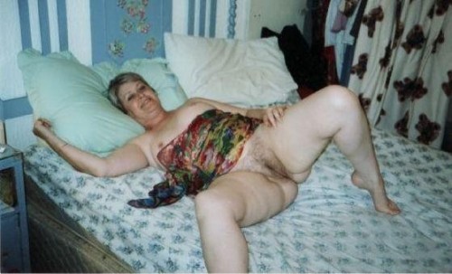 oldfatladies3:  Bizarre   Creampie   porn pictures