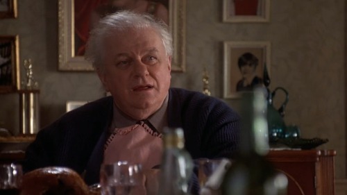 Home for the Holidays (1995) - Charles Durning as Henry Larson [photoset #1 of 4]