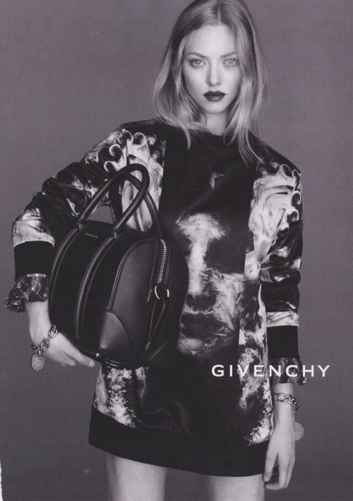 allblackerrthingus:  Everything Hip-hop/Fashion 
