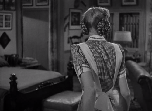 leatherhearted:THE FARMER’S DAUGHTER (1947, dir. H. C. Potter)