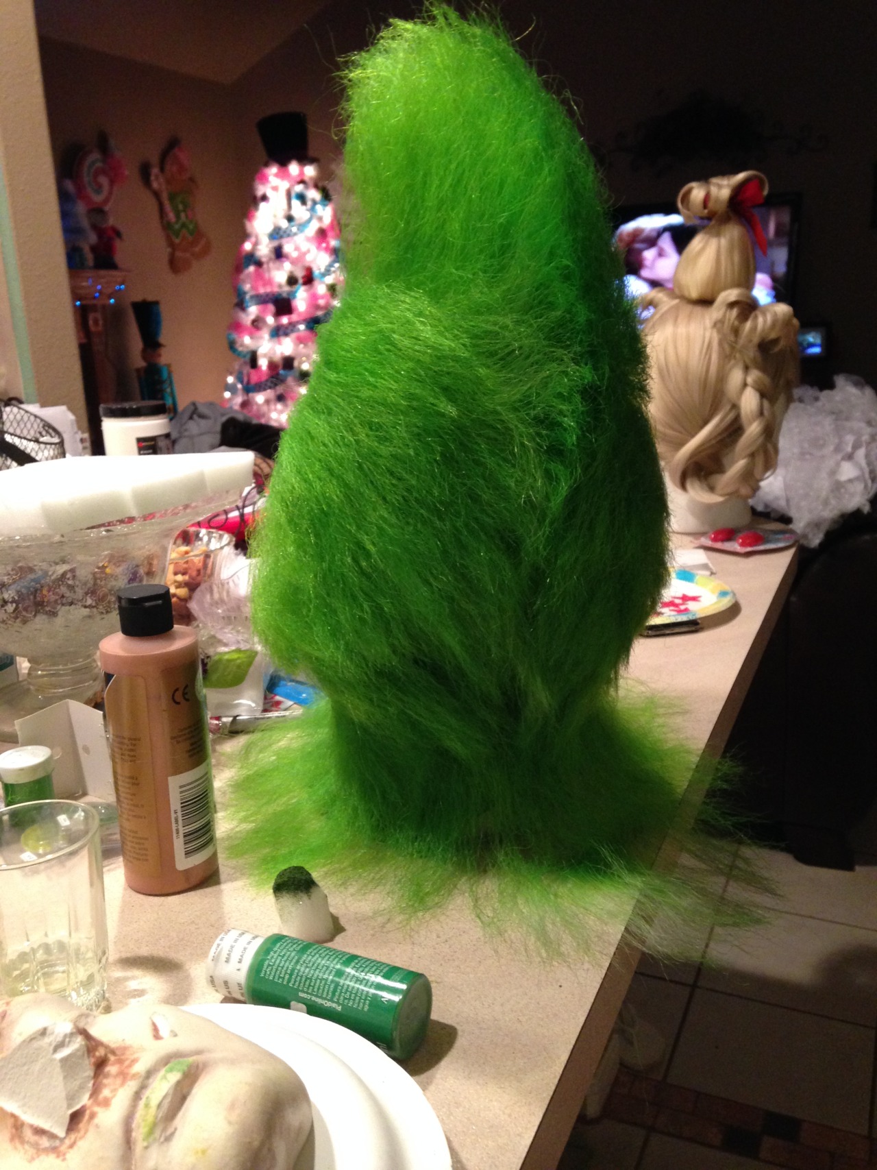twinzik:  Becoming Grinchy [Progress/Cosplay by Hee-Hee from Twinzik] 