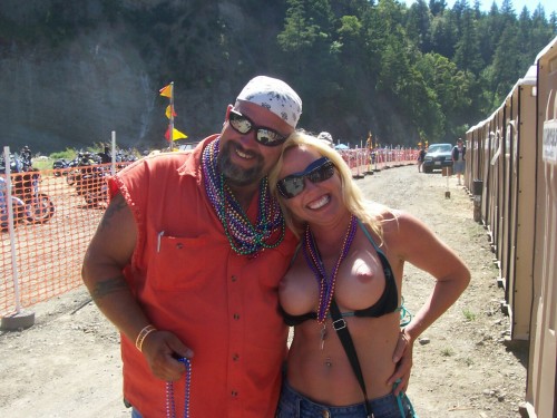 blondmilf69:  Blondmilf69.tumblr.com Please reblog! I’m trying to reach more followers. Pantys avail too. 