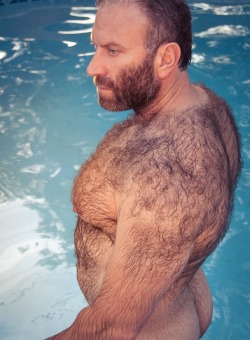 hairystylz:  daddyma:  Yes, I will do it…  W♂♂F“The Hairier The Merrier” https://www.tumblr.com/blog/hairystylz 