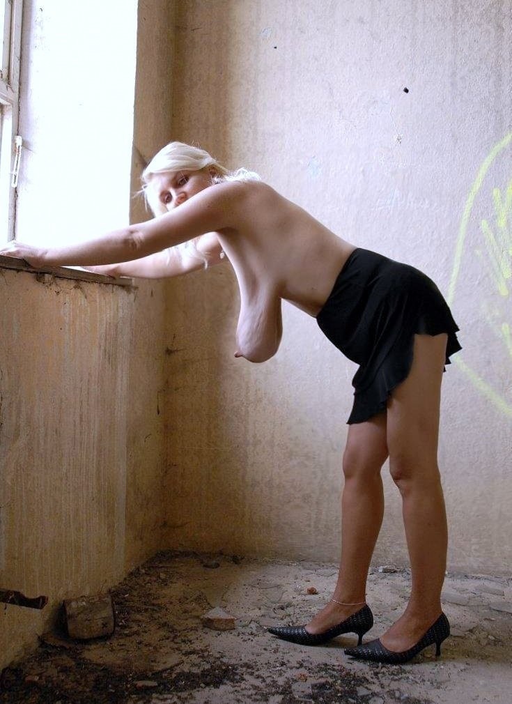 drturka:  lovelygranny:  This lovely granny could sure use some love…  Hi. How