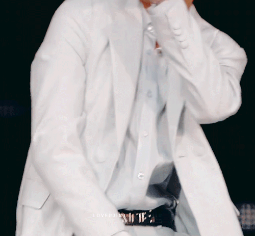 Random Gifs Of Bangtan (9/105)