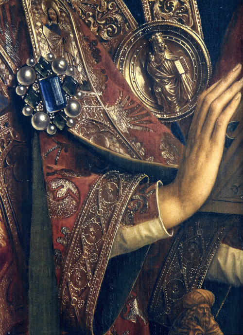 c0ssette:Detail - Angels “Ghent Altarpiece” finished 1432, Jan van Eyck.