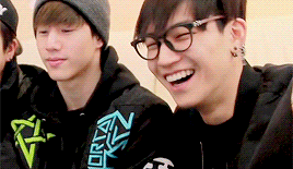 jibeom: (ﾉﾟ▽ﾟ)ﾉ
