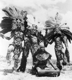 esoteric-homegrrrl:Aztec Dance - Gallup -