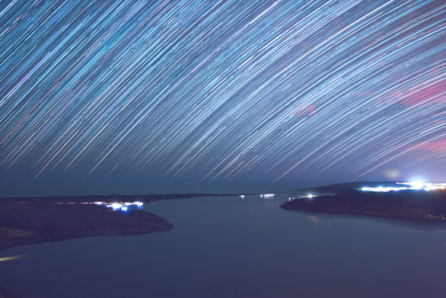 ultravioletalley-wavelasso: 3 hours of stars falling over the Port Waikato coast.