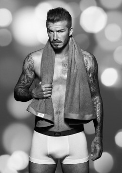 smokingsportsmenblog:  It should be illegal for David Beckham to be anything but in his underwear or naked! That bulge is mouth watering! Follow for more of the hottest men in sports: http://smokingsportsmenblog.tumblr.com/