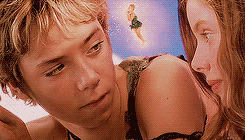 claryfairchilding:  fangirl challenge | [7/15] pairings » peter&amp;wendy 