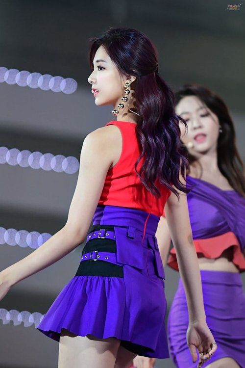 korean-dreams-girls:  Tzuyu (Twice) - DMC Festival Korean Music Wave Pics 
