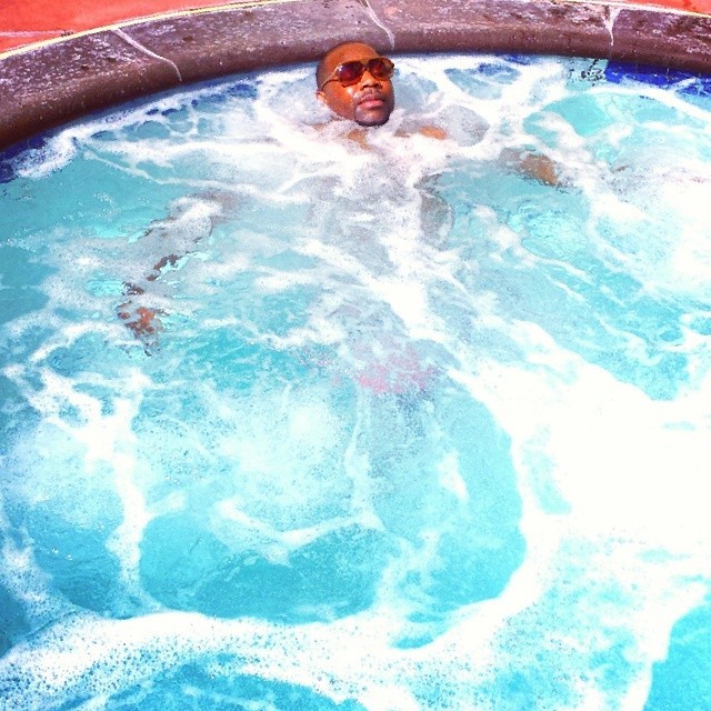 #CaliforniaSoul 🌞
#JacuzziLife
#AriesNation (at www.offtoptv.com)