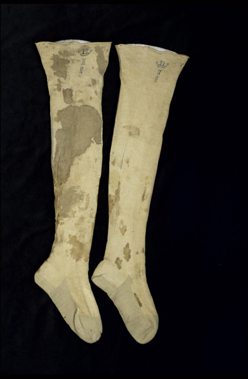 gardenvarietycrime: Stockings and Breeches worn by Lord Nelson at the Battle of Trafalgar  Stoc