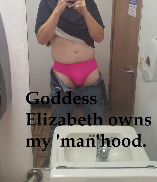 goddess-elizabeths-sissy:  My name is Goddess Elizabeth. I am a lifestyle and pro domme. My kik - passivelove101 … My time is precious - TRIBUTES ARE REQUIRED FOR CHAT… offer a GIFT CARD in your initial message or you will be automatically ignored.