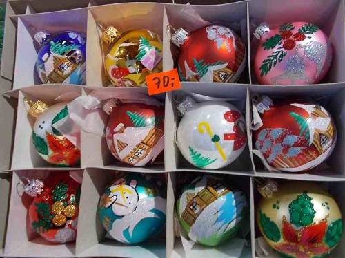 Christmas balls - bombki choinkowe.