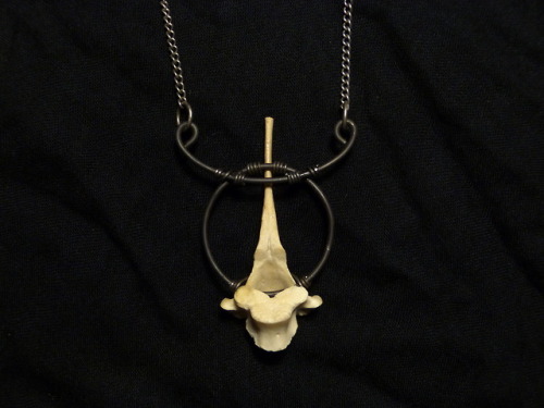 There are lots of new pieces of bone jewellery available in The Journeytree Etsy ShopAnd there’s sti
