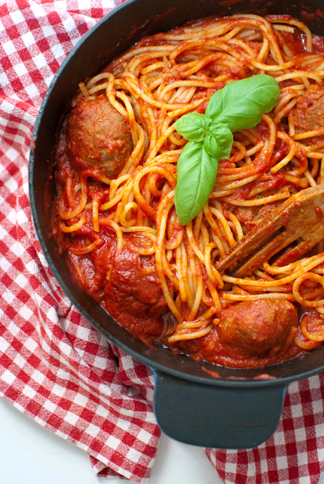 foodluxury:  Love Food? This blog is for you. 