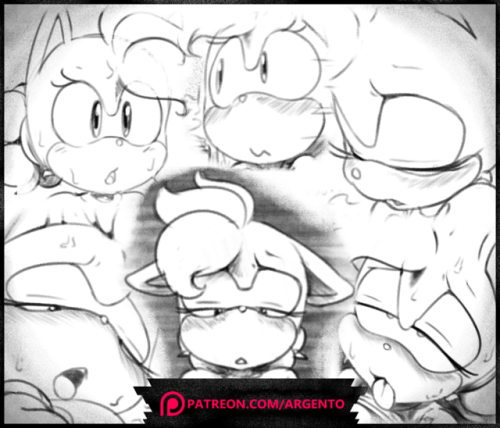 edgeargento:  Sophie’s Workout Full Comic Sketched (Preview) Short 11 page solo female exhibitionism comic featuring Sophie. I don’t normally advertise things in the sketch category as I tend to not post them publicly. But since my next milestone