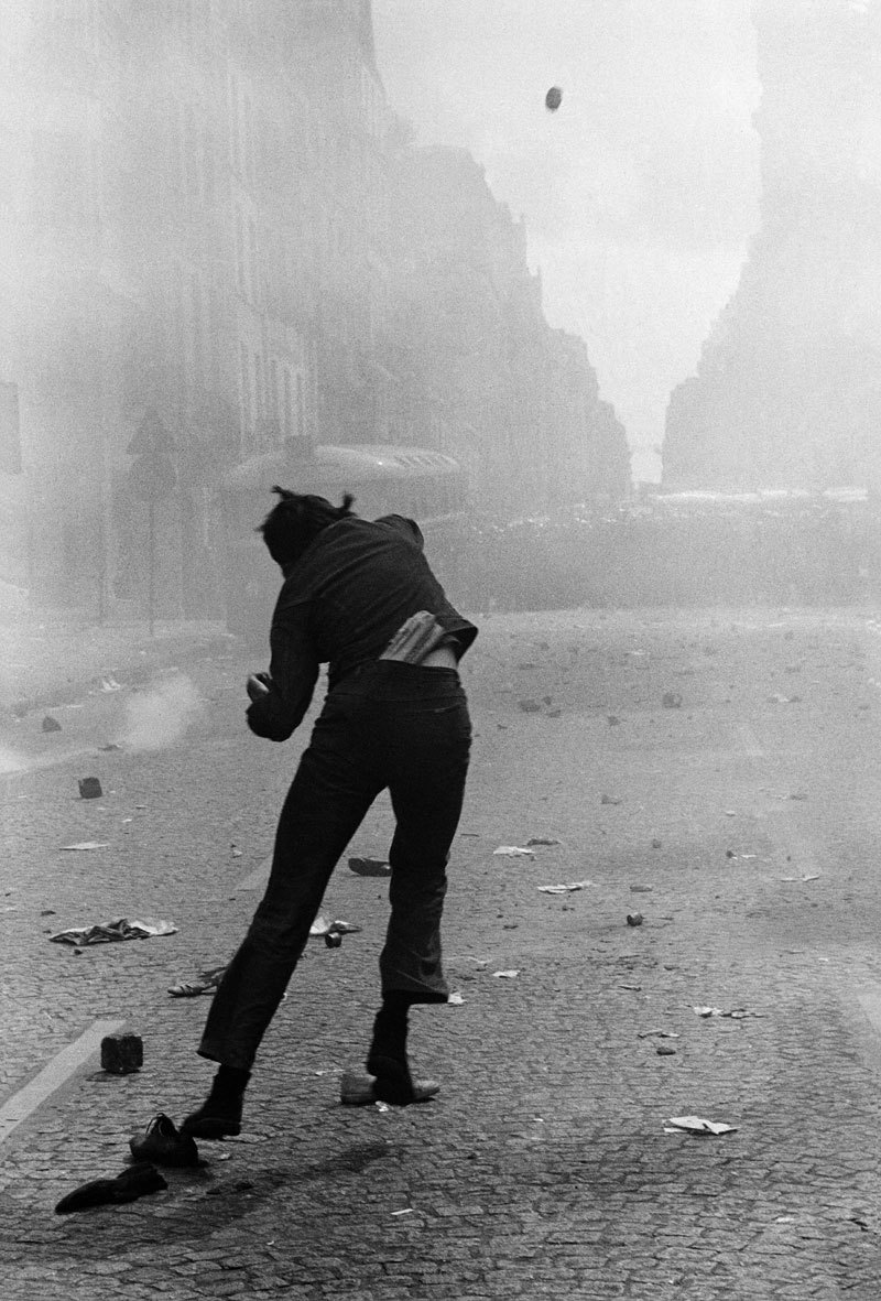 Gilles Caron
Protest rue Saint-Jacques, Paris, 6 May 1968
1968